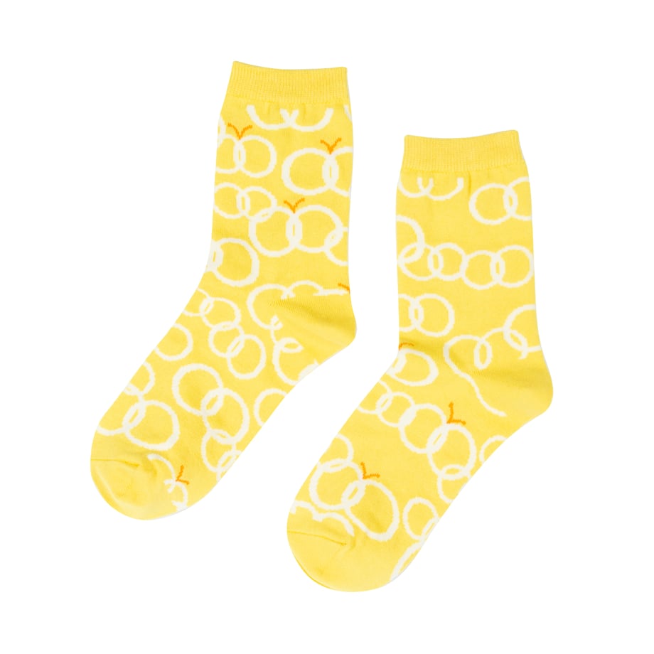 蝴蝶設計襪款主視覺