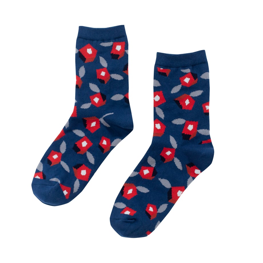 山茶花設計襪款主視覺