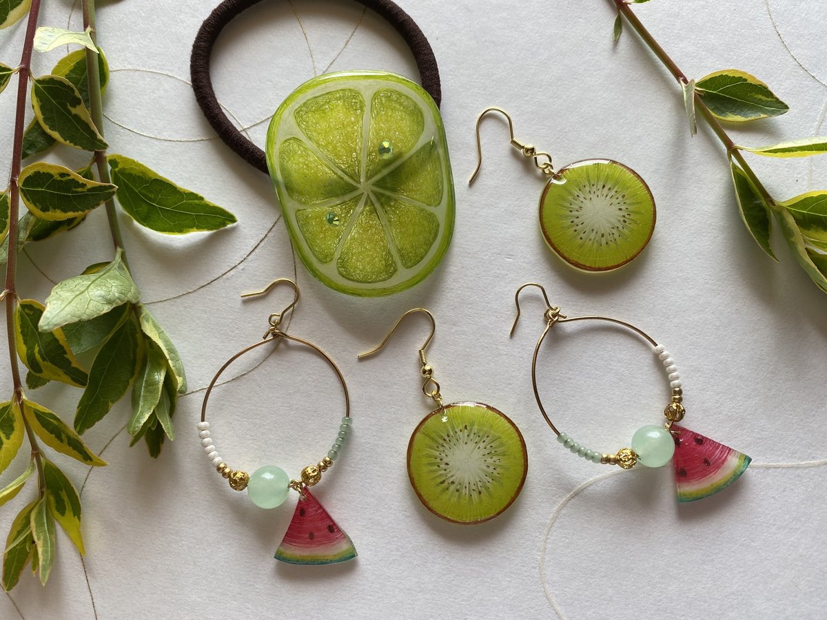 【1190】 キウイスムージーのピアス／イヤリング 1190】 キウイスムージーのピアス／イヤリング