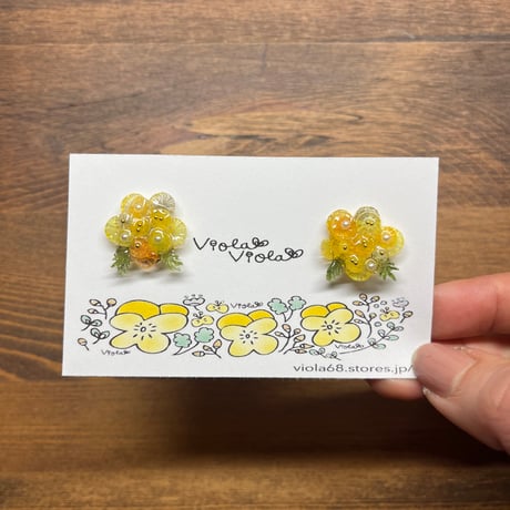 幸運の小さなミモザ＊ピアス イヤリング