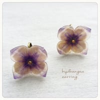 ビオラのピアス・イヤリング White×Purple | viola-viola