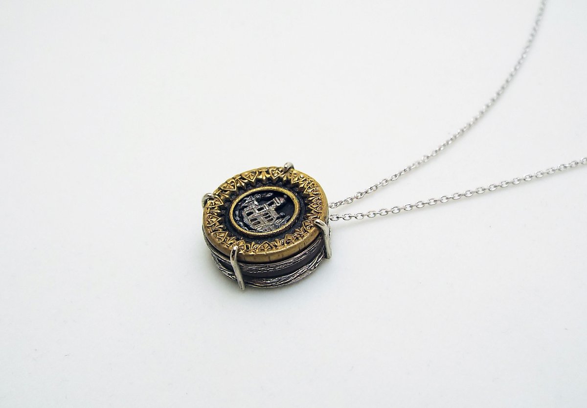 もんじろう　ネックレス アンティークボタン アクセサリー MON-JIRO】アンティークボタンネックレス｜Yahoo!フリマ（旧