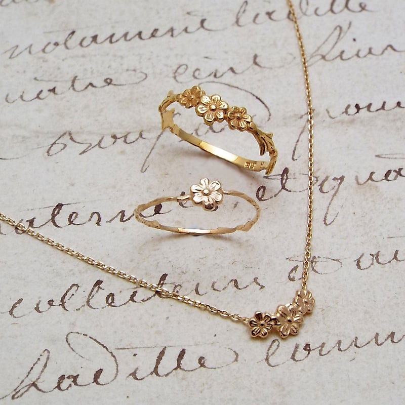 花3連のネックレス | Namikata 花3連のネックレス | Namikata