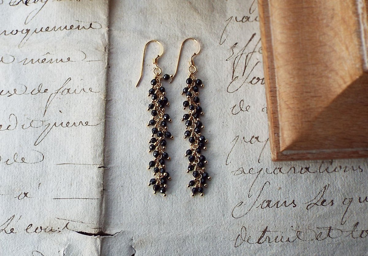 ブラックスピネルのピアス・イヤリング（スパイラル） | Namikata