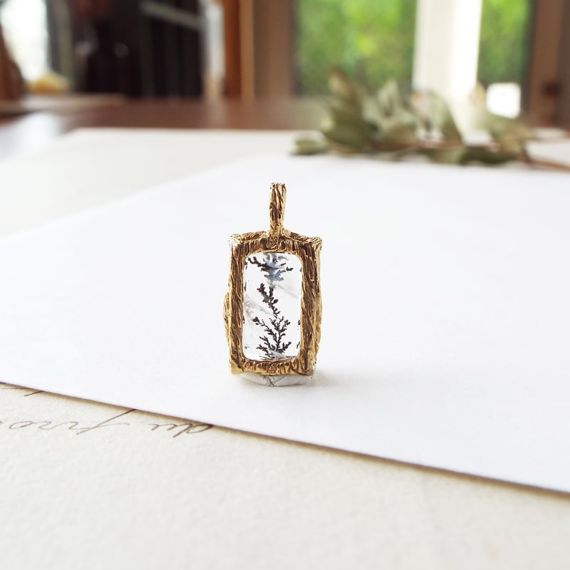 デンドリティッククォーツのネックレス（薄氷No.03） | Namikata