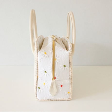 利休バッグ  R_1002  / natural × white cotton embroidery