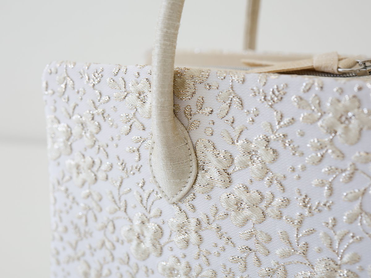 新品未使用 ！！特別セール！！ 織生地使用 利休バッグ　241228 利休バッグ /floral matelasse/ R_1150 | Day After Day