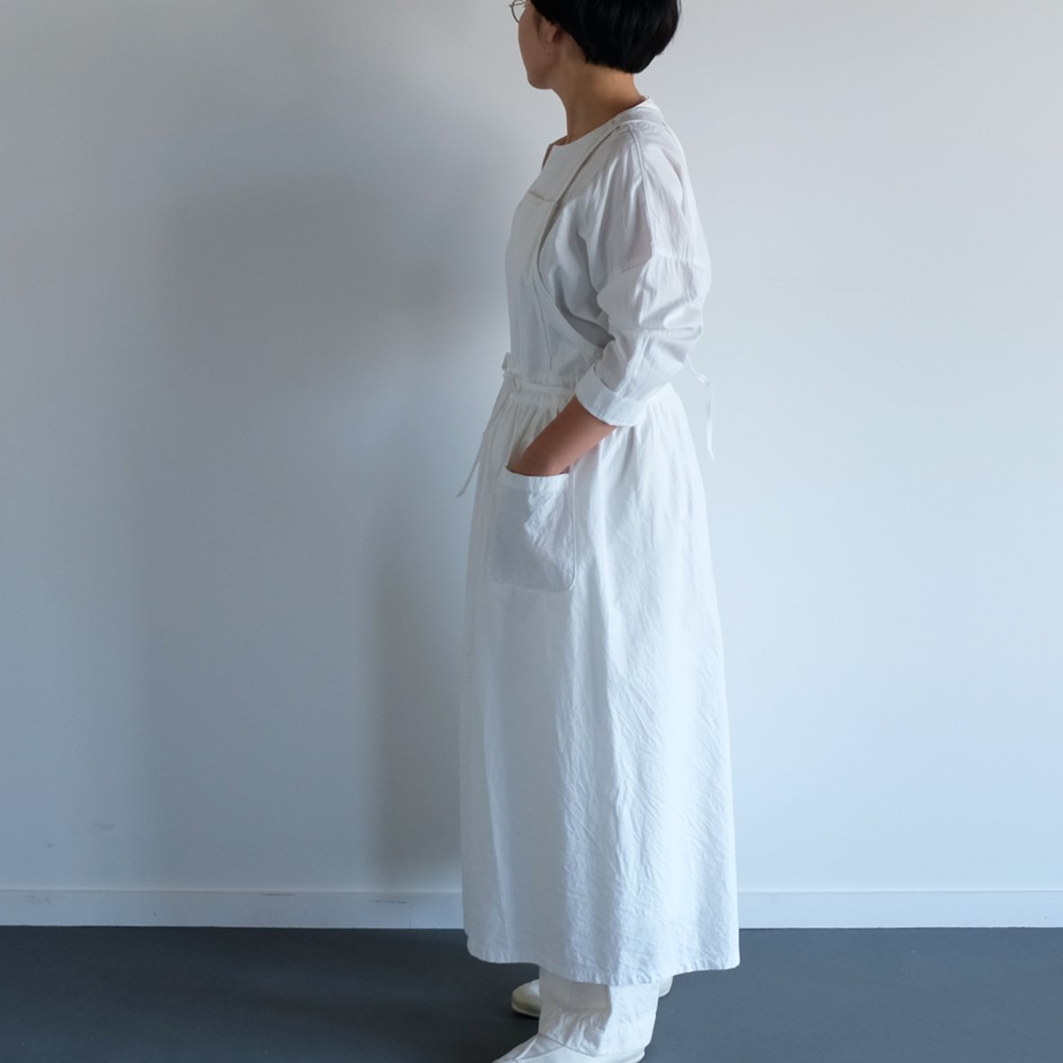 ギャザーエプロン/白 | takeshikanda
