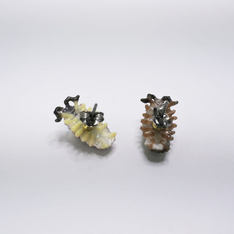 ダンゴムシ ピアス(片耳) | sasaco
