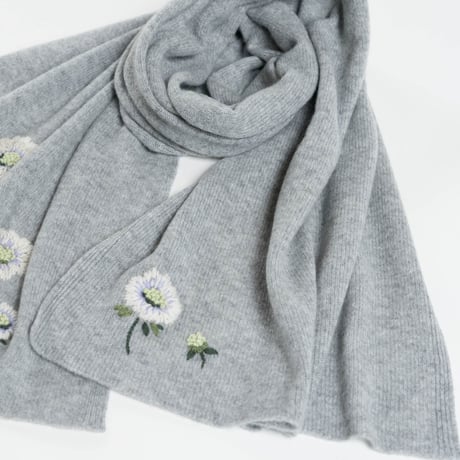 【受注生産商品】スカビオザの花の手刺繍カシミヤストール/Col.ミディアムグレー