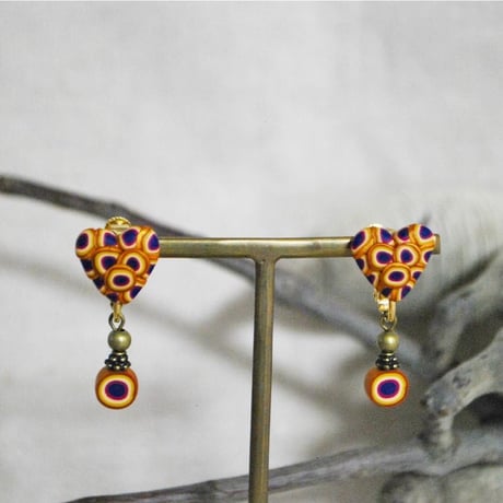 ぶつぶつハートピアス・イヤリング　blue