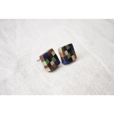 カラフルシカクピアス・イヤリング小 3col.