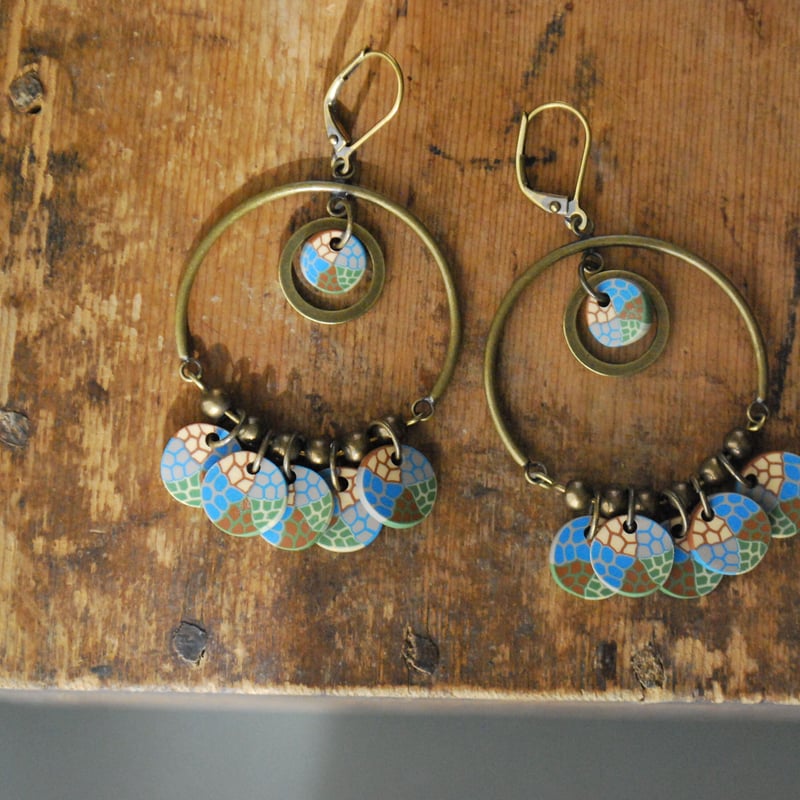 じゃらじゃら大ぶりピアス・イヤリング blue beige green kinari 個性