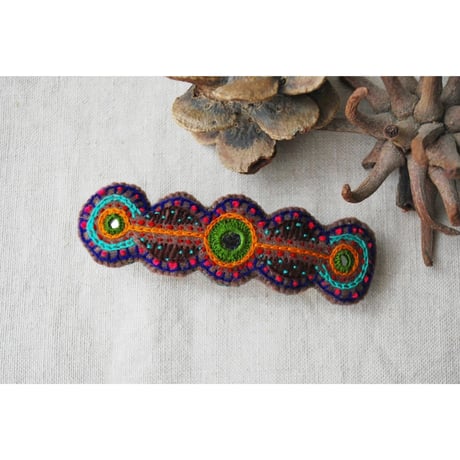 ミラー刺繍のまるまるカラフルバレッタ  ブルー