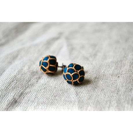 小さなぶつぶつ丸ピアス・イヤリング　bluegreen gold kinari