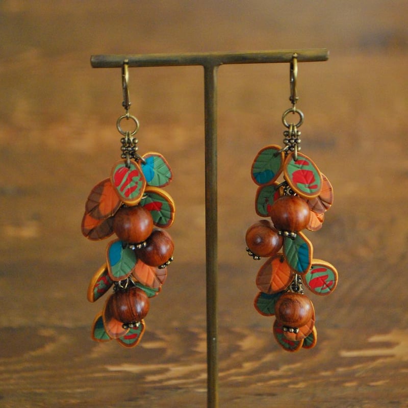 ちまっ♡チェシャ猫風&風鈴風樹脂薔薇ピアス/イヤリング✩*॰¨