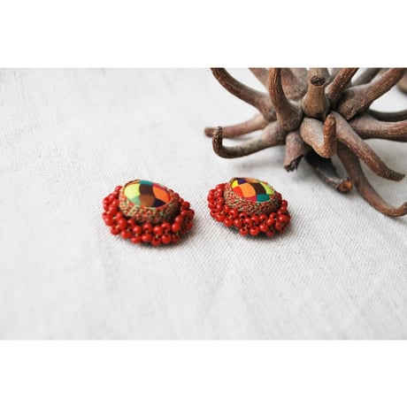 カラフルつぶつぶピアス　red