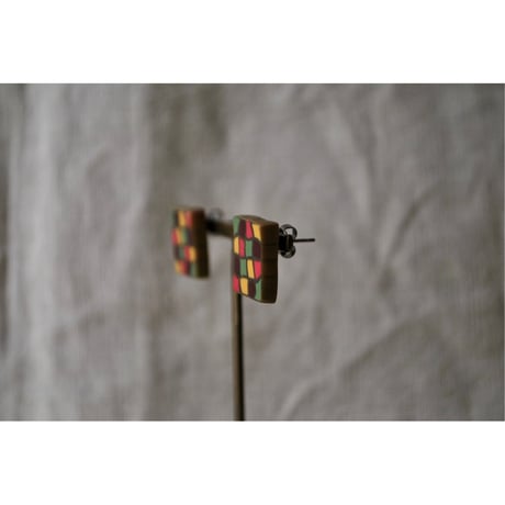 四角モザイクピアス・イヤリング pink green yellow