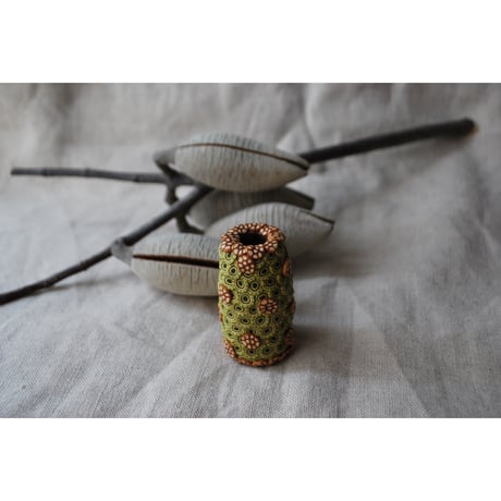 こもれびつぶ　小さなぶつぶつ花器