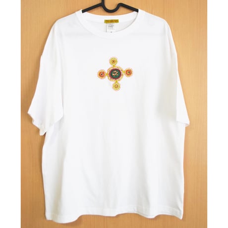 ミラー刺繍Tシャツ 白
