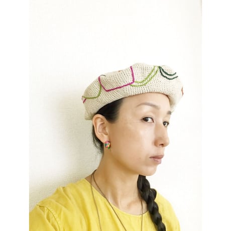 カラフル刺繍ベレー帽　3col