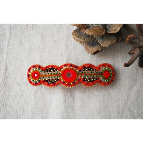 ミラー刺繍のまるまるカラフルバレッタ  オレンジ