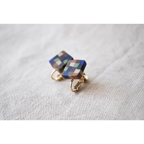 カラフルシカクピアス・イヤリング小 3col.