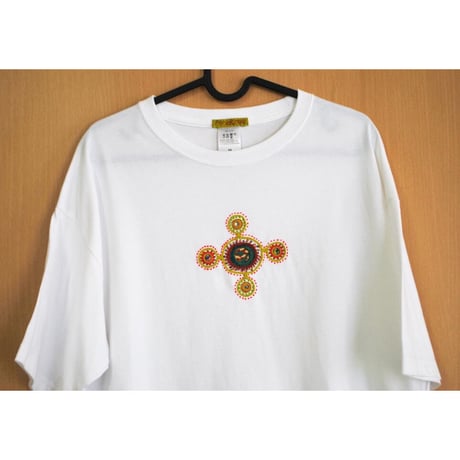 ミラー刺繍Tシャツ 白