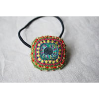 カラフル刺繍ヘアゴム　四角