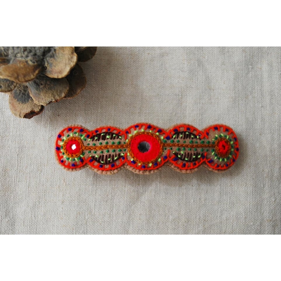 お花のバレッタ♪オレンジ ミラー刺繍のまるまるカラフルバレッタ オレンジ | macree