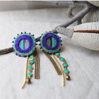 ビーズ刺繍チェーンタッセルピアス　ターコイズ