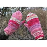手つむぎ手編みのミトン　pink kinari