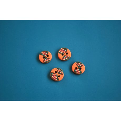 シャツボタン オレンジ丸