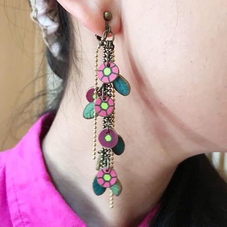 お花畑ピアス・イヤリング　ピンク系