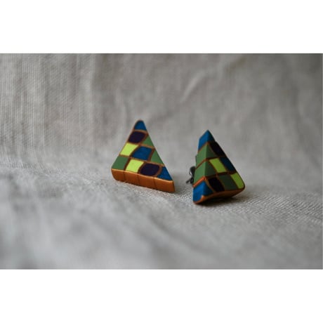 三角モザイクピアス　blue green