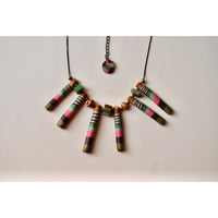 しましま細長ネックレス　pink green cha gold beige