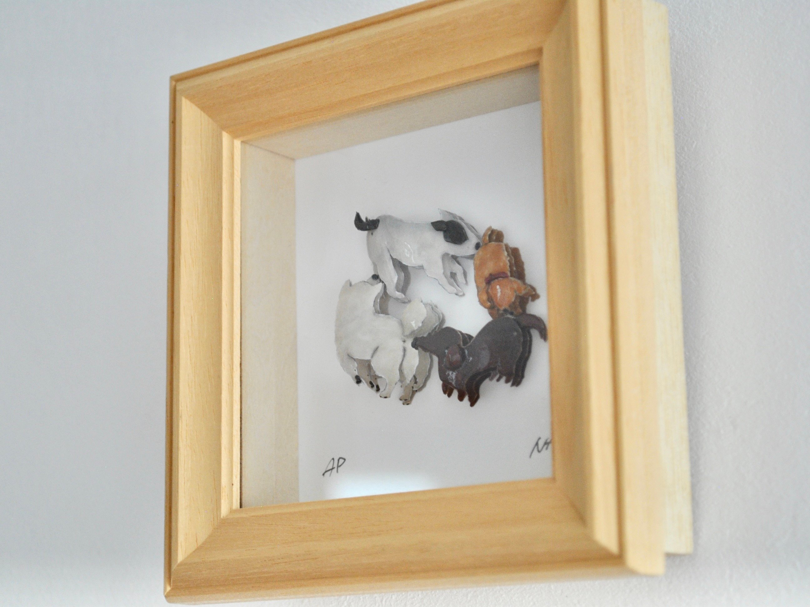 Sniff Sniff (Shadow Art Box) | little funny face