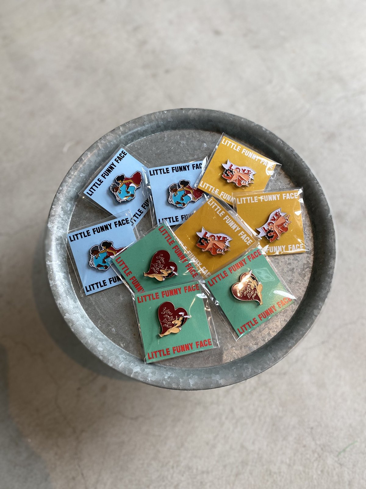 Yoloさん専用.5 YOLO Pins | little funny face