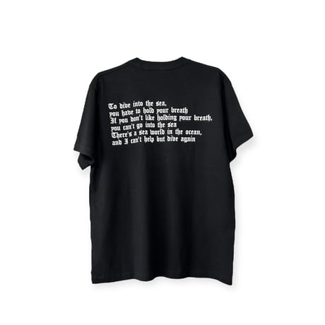 dive logo T-shirt