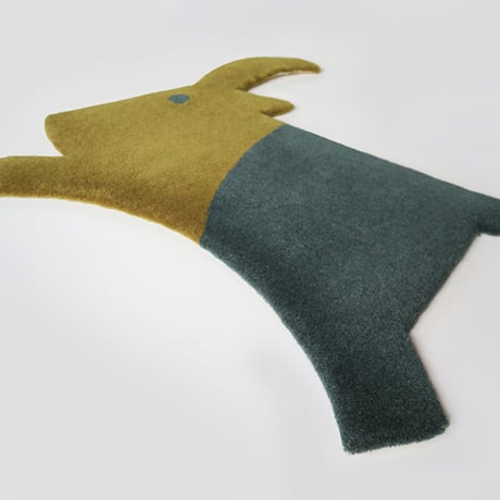 GOAT ／SIZE 680×580mm