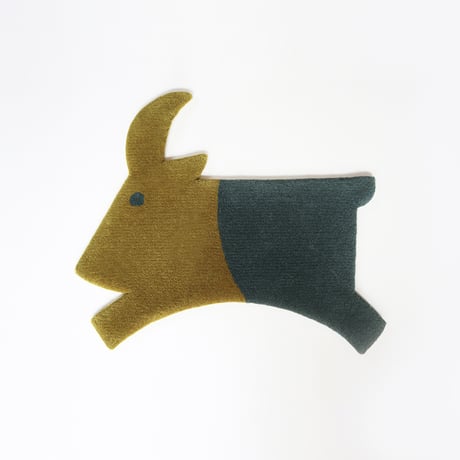 GOAT ／SIZE 680×580mm