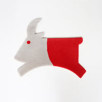 GOAT／SIZE 680×580mm
