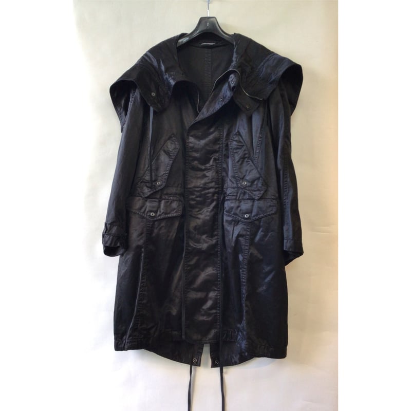 JULIUS / 927COM1 / スラブサテンモッズコート | VIBE NAGANO