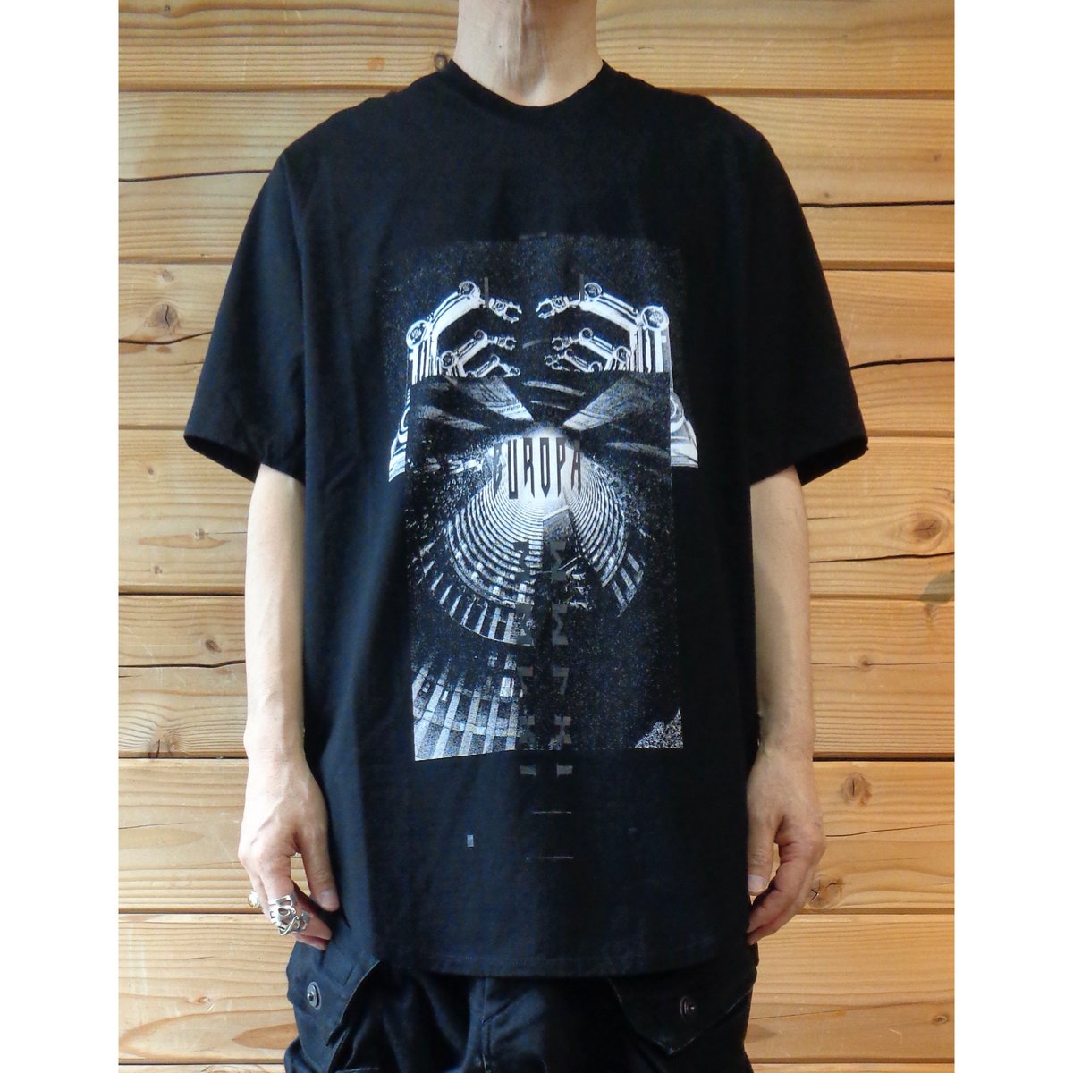 JULIUS / 907CPM1 / 裾ラウンドTシャツ | VIBE NAGANO