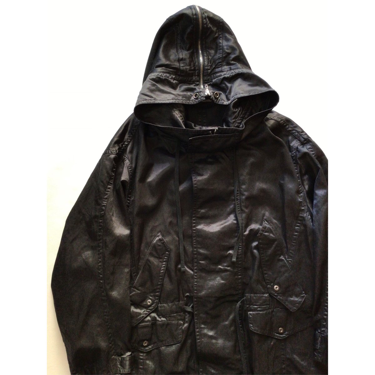 JULIUS / 927COM1 / スラブサテンモッズコート | VIBE NAGANO