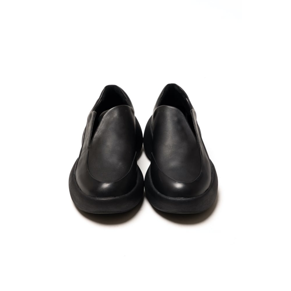 VEIN / VA52-351 / SMOOTH LEATHER OVAL SOLE TRAI