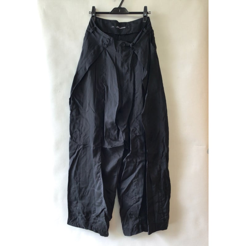 JULIUS / 907PAM1 / タックドワイドパンツ | VIBE NAGANO