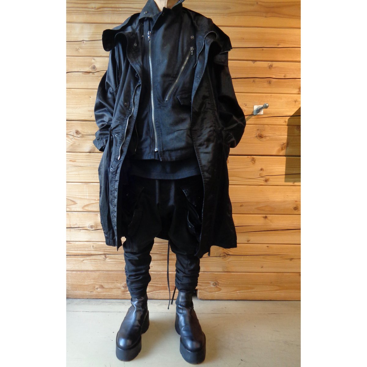 JULIUS / 927COM1 / スラブサテンモッズコート | VIBE NAGANO