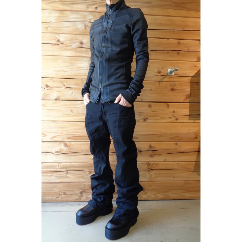 レア美品 JULIUS 07FW ベンディング ベルテッド パンツ サイズ2 JULIUS / 937PAM2 / ベンディングフレアデニムパンツ | VIBE NAGANO