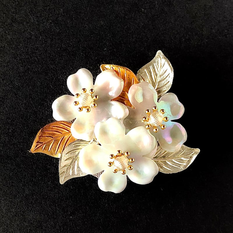 刺繍のブローチ『蒔絵桜』SOLEIL ROSE | boutique gris